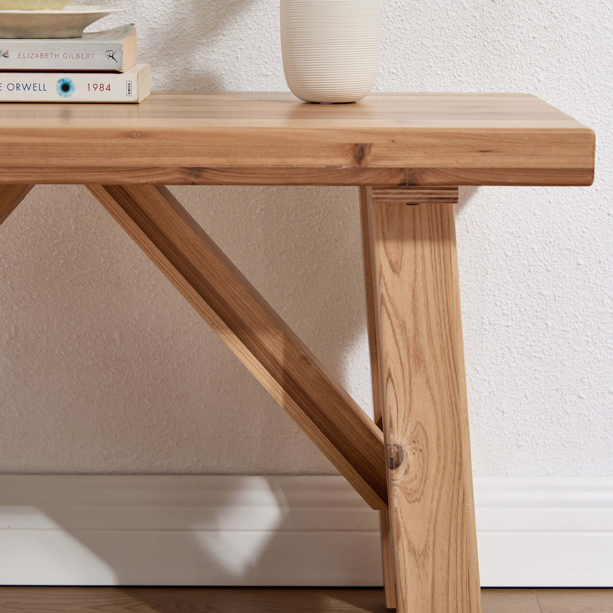 Walvora™ — Add Warm, Natural Seating to Any Room With Solid Wood Simplicity