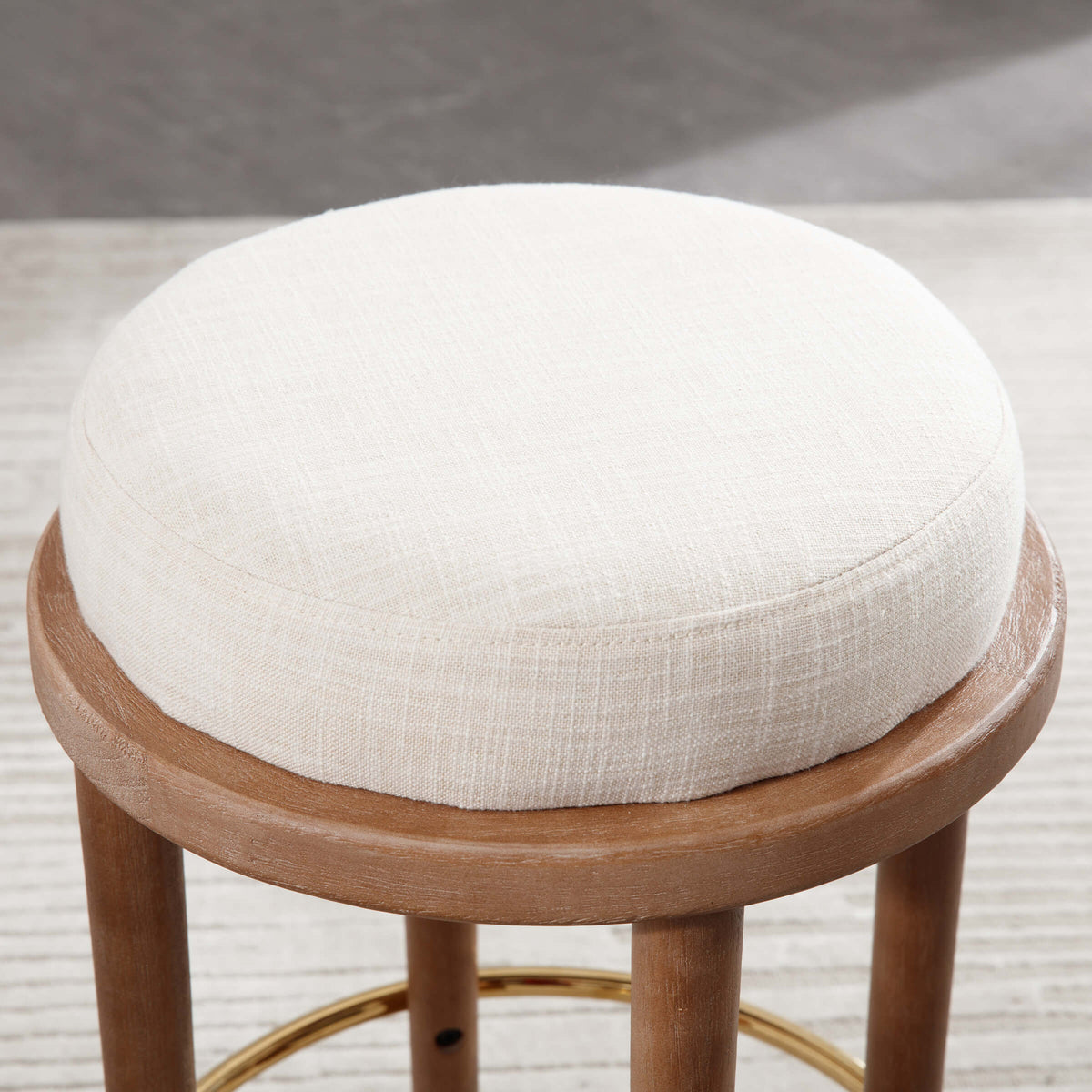 Roundelle™ — Add Plush Counter Comfort & Modern Gold-Accent Style Without the Bulk