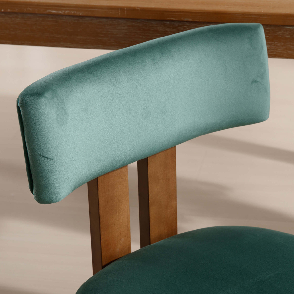 Maisonelle™ — Bring French Farmhouse Charm & Plush Comfort to Your Dining Space