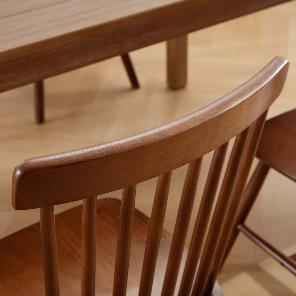 Wyndelle™ — Bring Timeless Windsor Style & Solid Wood Comfort to Your Dining Space