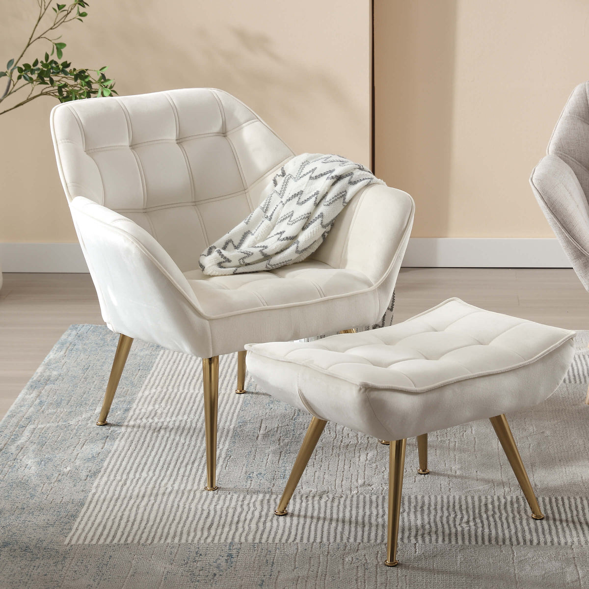 Lunessa™ — Create a Cozy Reading Corner With a Soft Sherpa Chair & Matching Ottoman