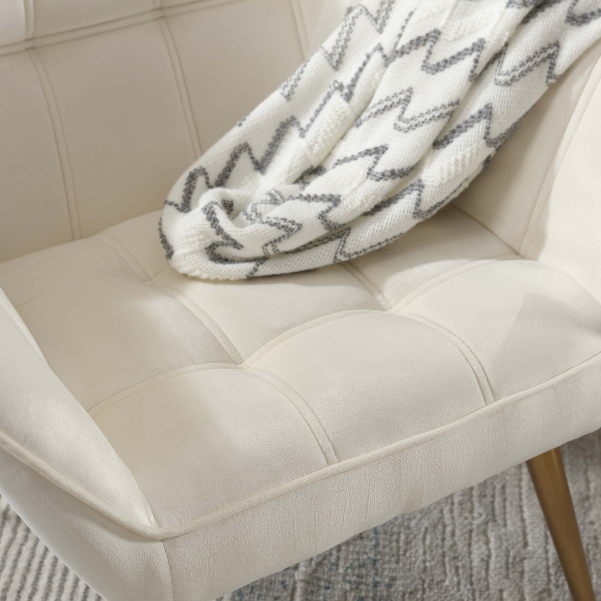 Lunessa™ — Create a Cozy Reading Corner With a Soft Sherpa Chair & Matching Ottoman
