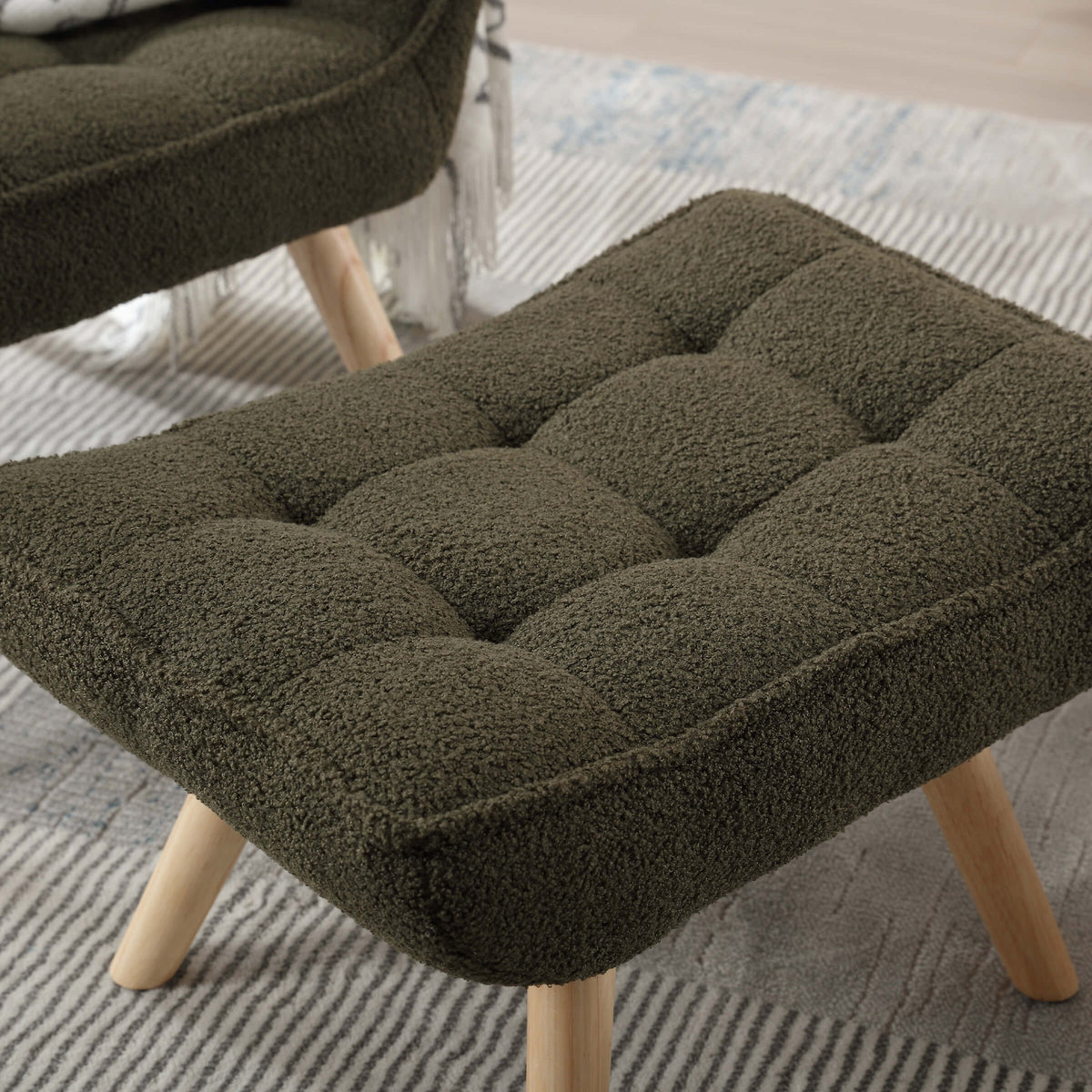 Lunessa™ — Create a Cozy Reading Corner With a Soft Sherpa Chair & Matching Ottoman